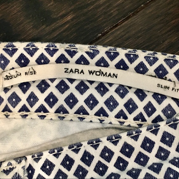 Zara White & Blue Pattern Skinny Jeans - Picture 3 of 14